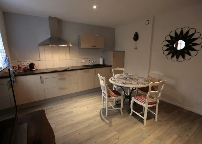 Louise Avec Balcon *